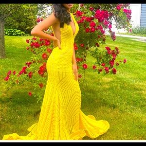 Beautiful Jovani prom dress